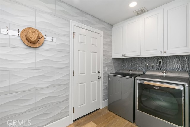 MLS #OC25189073 img 32