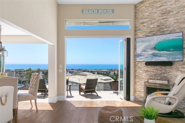 MLS #OC25189073 img 4