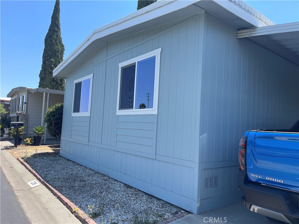 MLS #OC25189117 image #16