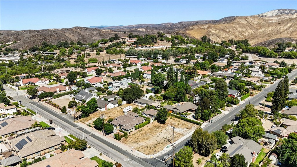 MLS #OC25189224 image #10