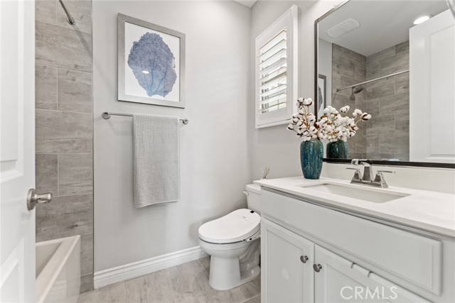 MLS #OC25189237 image #24