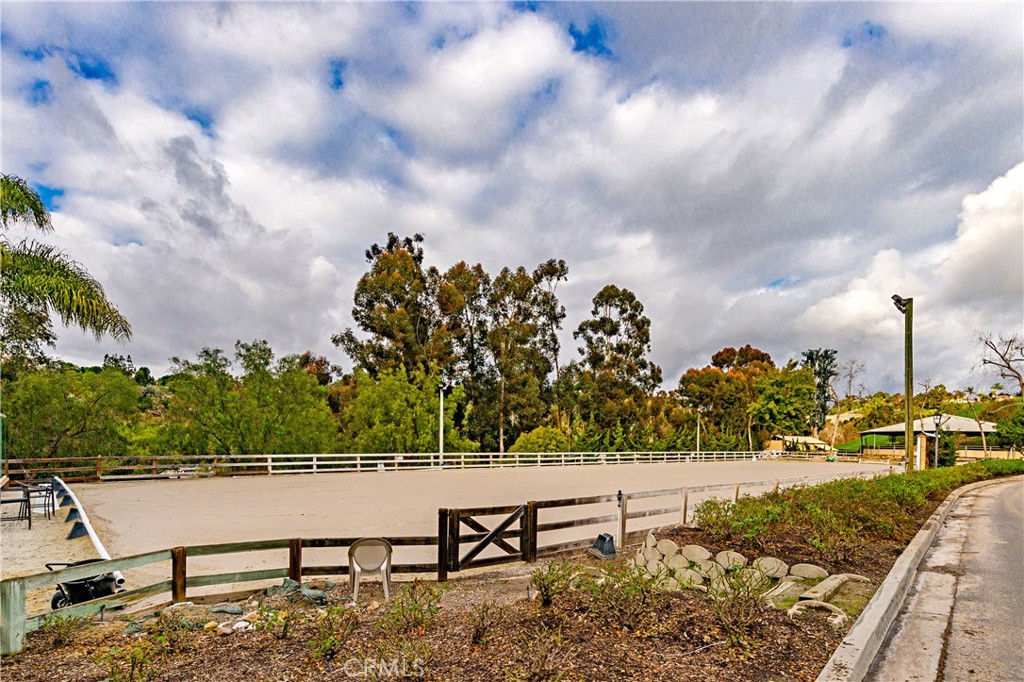 MLS #OC25189357 image #34