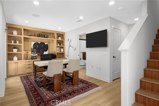 MLS #OC25189567 image #3