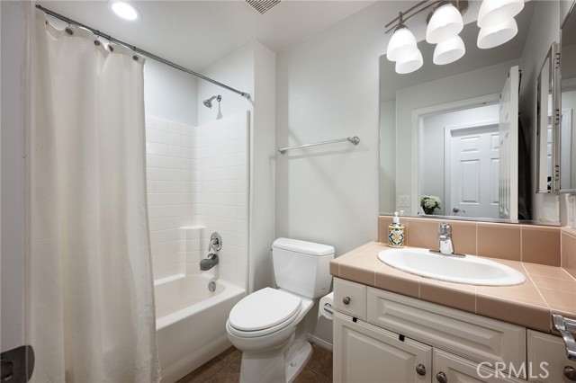 MLS #OC25189574 image #9