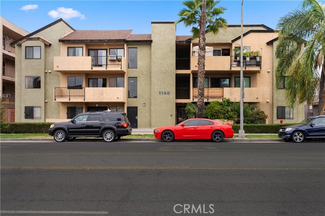 MLS #OC25189751 image #1