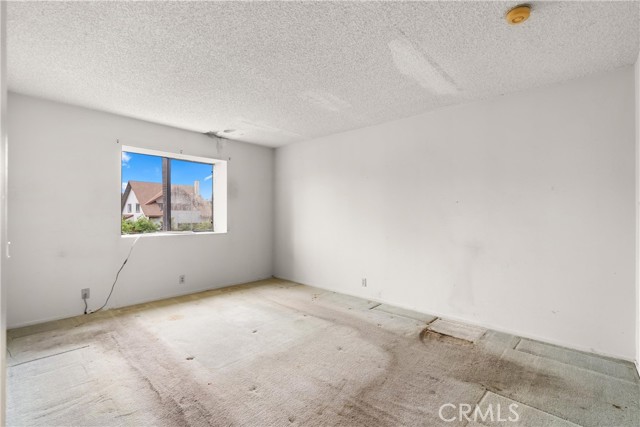 MLS #OC25189751 image #18