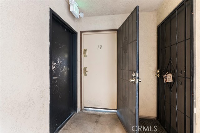 MLS #OC25189751 image #3