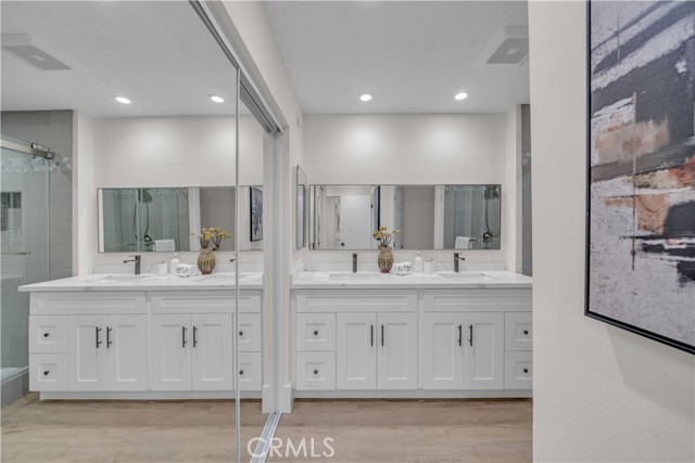 MLS #OC25189840 image #17