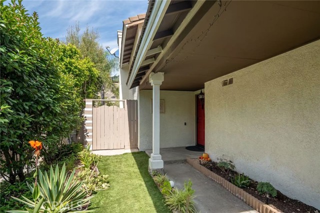 MLS #OC25189840 image #30