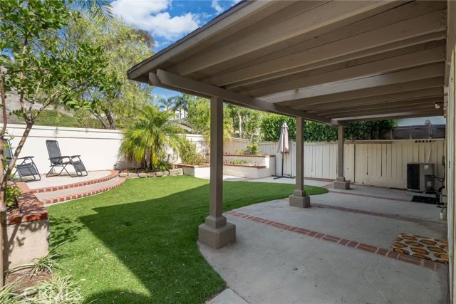 MLS #OC25189840 image #32