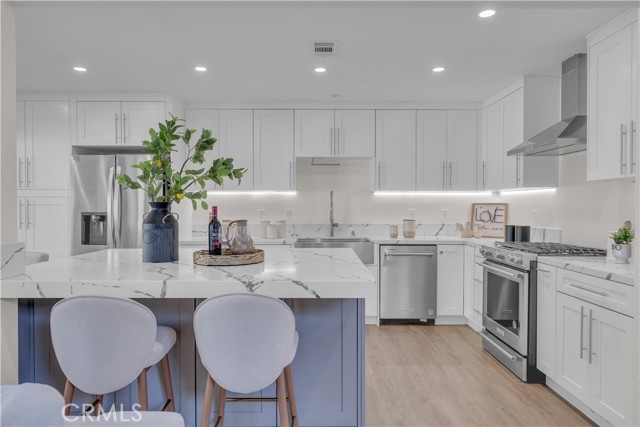 MLS #OC25189840 image #5