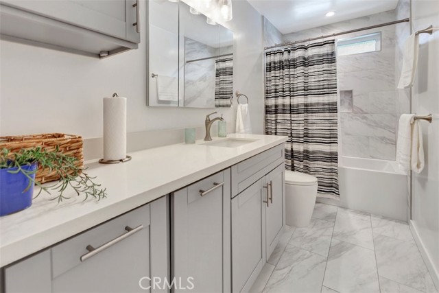 MLS #OC25189843 image #15