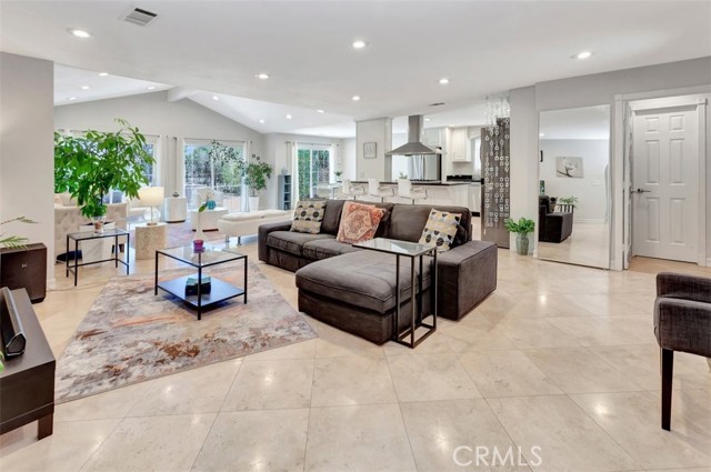 MLS #OC25189843 image #2