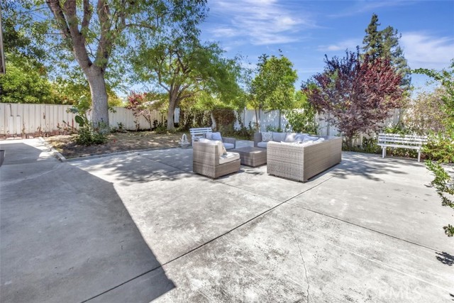 MLS #OC25189843 image #21