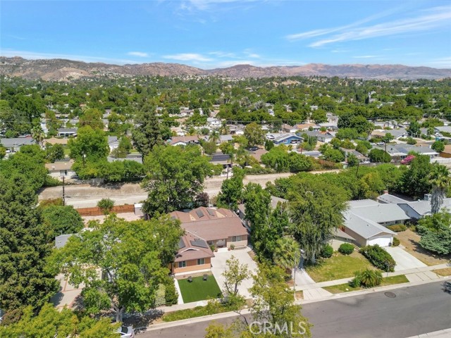 MLS #OC25189843 image #40