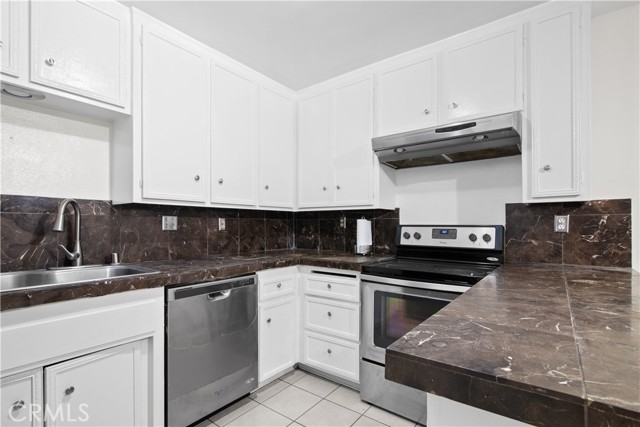 MLS #OC25189877 image #4