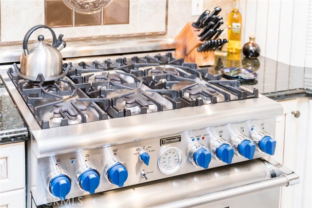 MLS #OC25189950 image #17