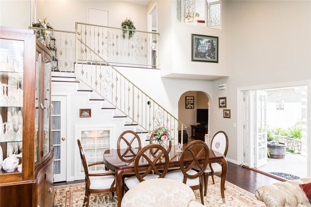 MLS #OC25189950 image #2