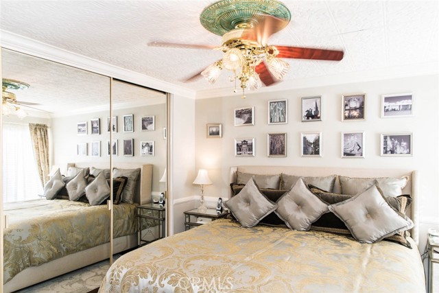 MLS #OC25189950 image #30