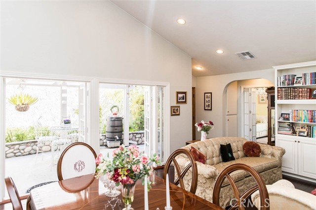 MLS #OC25189950 image #4