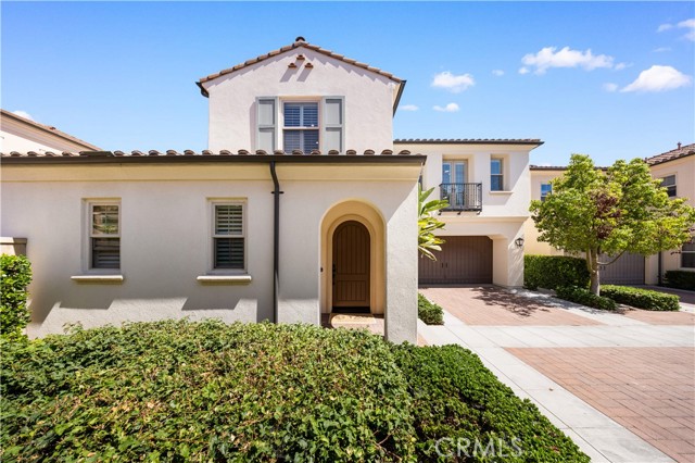 MLS #OC25189966 image #1