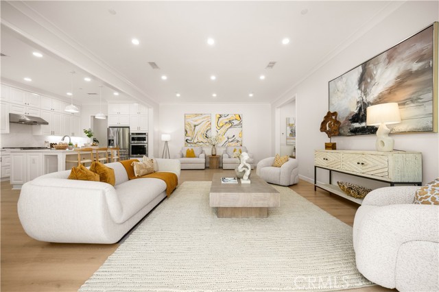 MLS #OC25189966 image #12