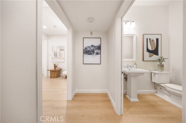 MLS #OC25189966 image #4