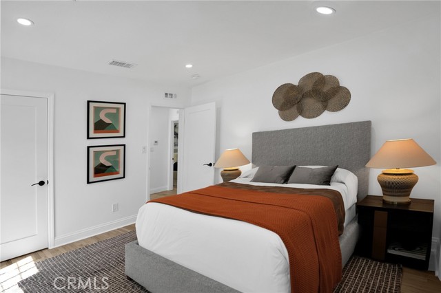 MLS #OC25189977 image #33