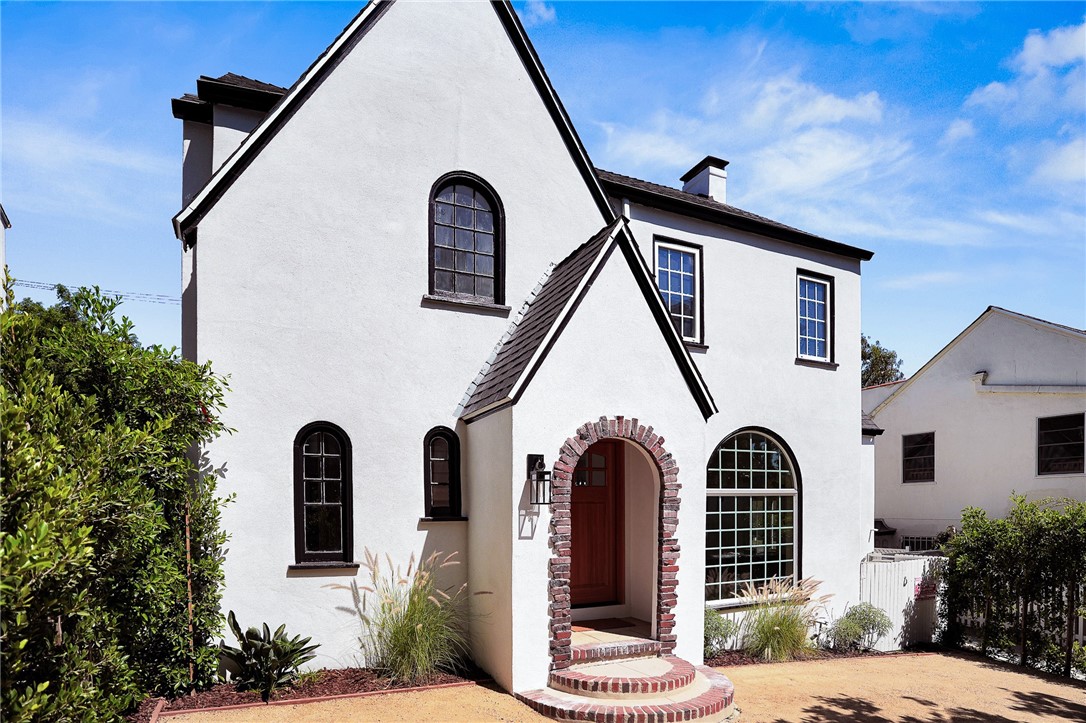 MLS #OC25189977 image #4