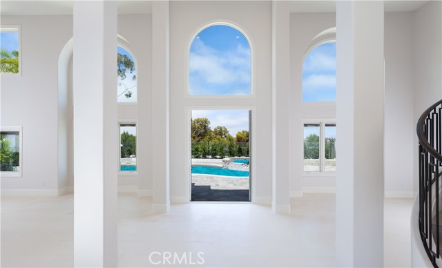 MLS #OC25190154 image #3