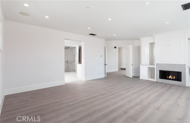 MLS #OC25190154 image #33