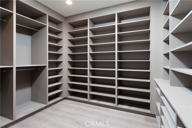 MLS #OC25190154 image #38