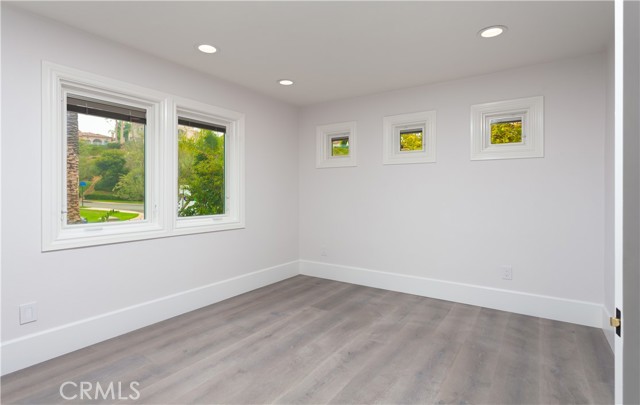 MLS #OC25190154 image #40