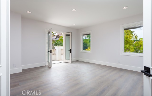 MLS #OC25190154 image #43