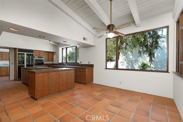 MLS #OC25190198 image #22