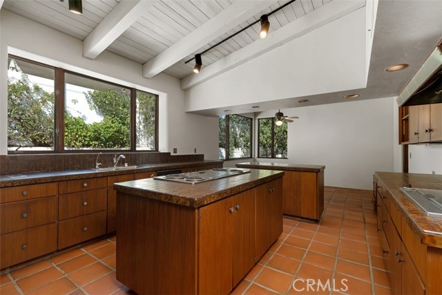 MLS #OC25190198 image #24