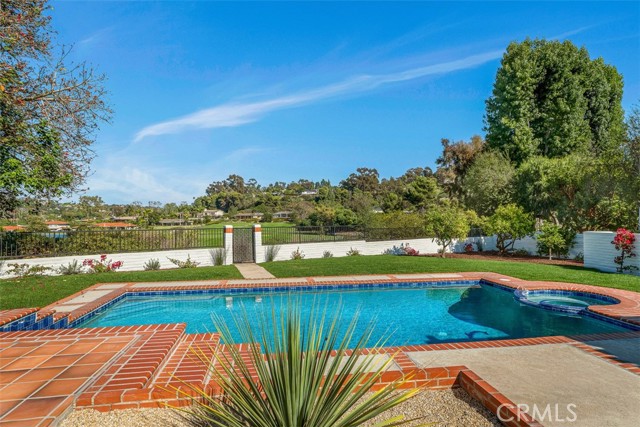 MLS #OC25190198 image #38