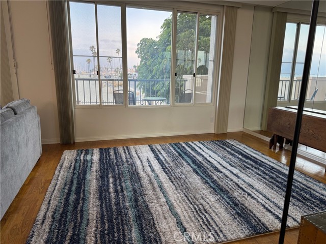 MLS #OC25187881 image #5