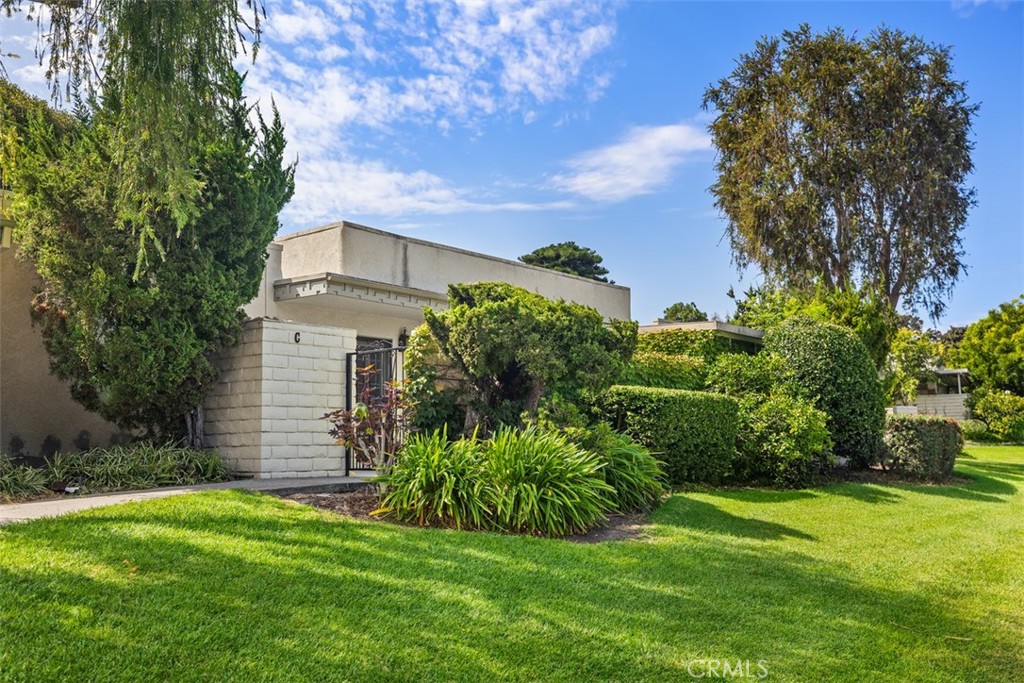 MLS #OC25190421 image #3