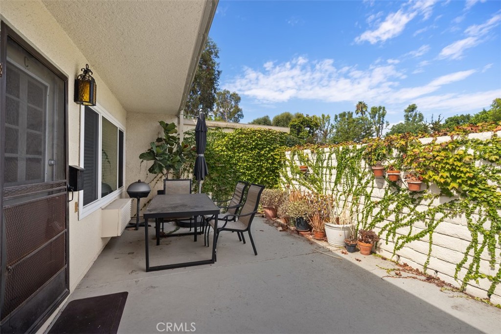 MLS #OC25190421 image #5