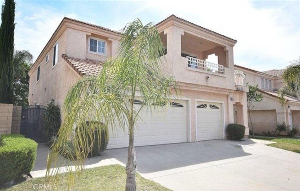 MLS #OC25190637 image #2