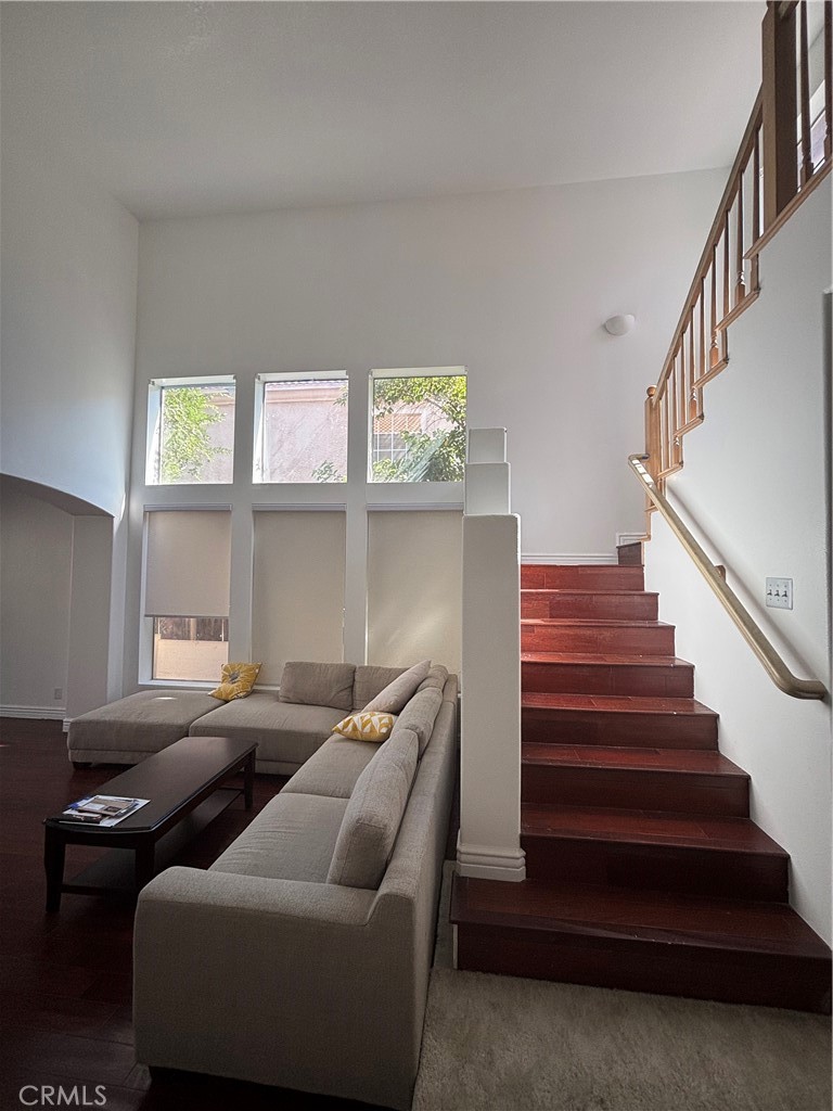 MLS #OC25190637 image #8