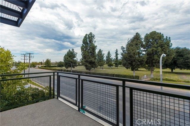 MLS #OC25190659 image #14