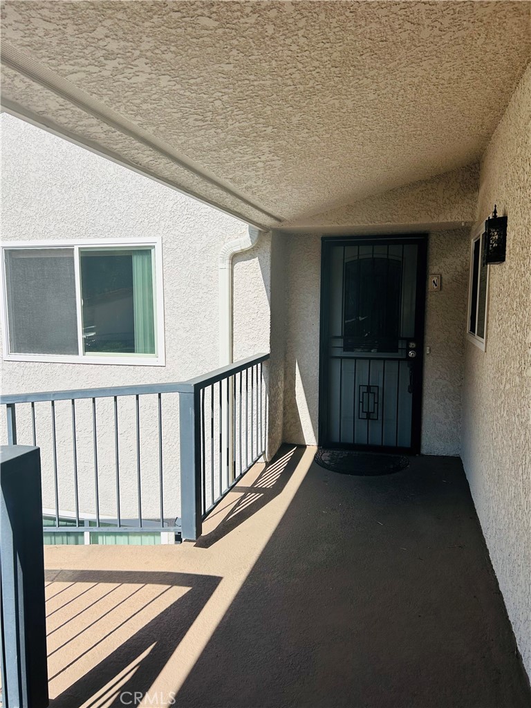 MLS #OC25190829 image #1