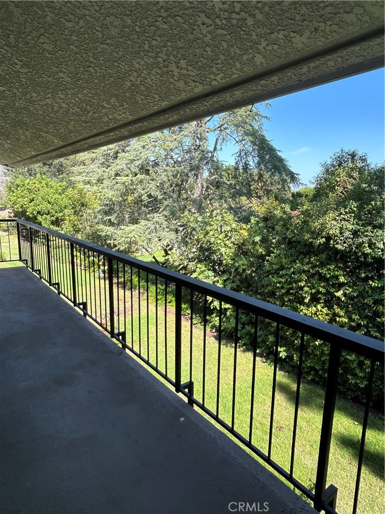 MLS #OC25190829 image #24