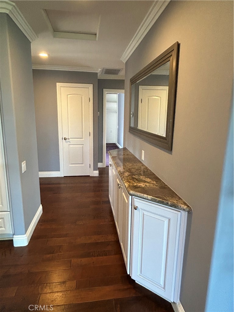 MLS #OC25190829 image #4