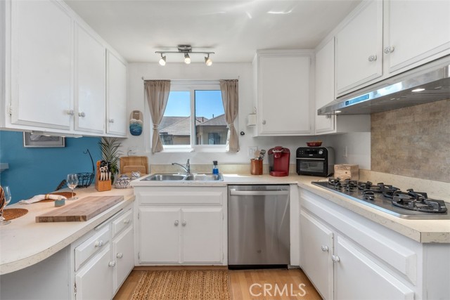 MLS #OC25190867 image #12