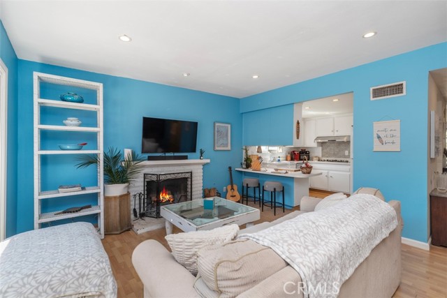 MLS #OC25190867 image #15