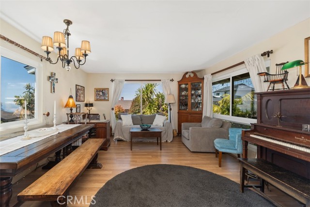 MLS #OC25190867 image #9