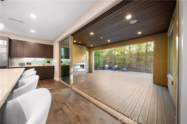 MLS #OC25190888 image #22